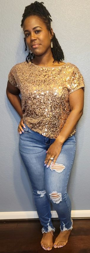 Short Sleeve Gold Sequin Top with Distressed High-Waisted Skinny Jeans